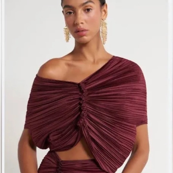 Cult Gaia Juniper Blouse. - Picture 2 of 2